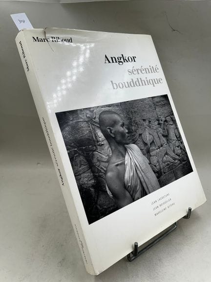 "Angkor, sérénité bouddhique" - Marc Riboud ; text