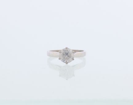 18-karat white gold ring (750 parts per thousand) 