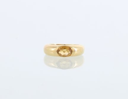 18-karat yellow gold ring (750 mil.) set with a ci