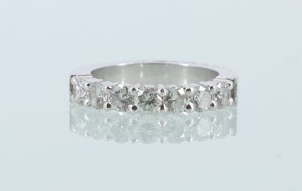 American half-eternity ring in 18-karat white gold
