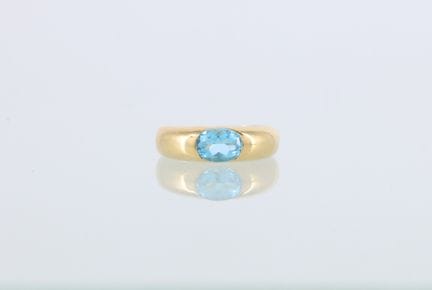 18-karat yellow gold ring (750 mil.) set with an a