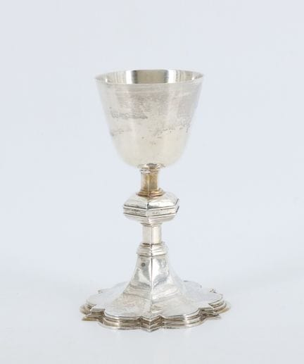 Silver chalice (925 mil.) with a smooth body and a