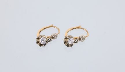Pair of 18-karat yellow gold (750) hoop earrings (