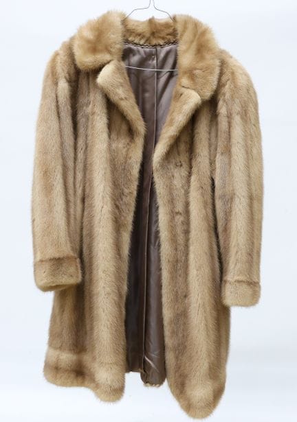 Pastel mink coat, notched collar, single-breasted 