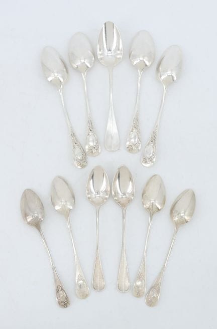 Set of twelve 950-thousandths silver spoons (Miner
