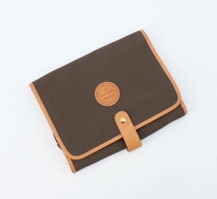 LANCEL
Small canvas clutch in brown and beige leat