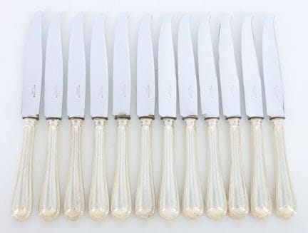 CHRISTOFLE - Twelve large "Filet" dinner knives - 