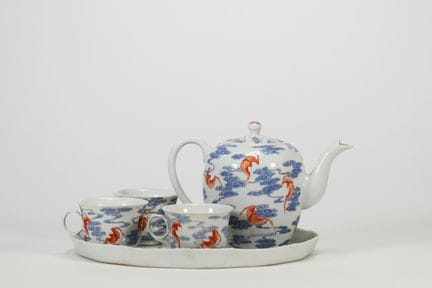 CHINA – Raro juego de té de porcelana, compuesto p