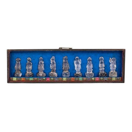 Conjunto de 9 figuras taoístas de cristal de roca.