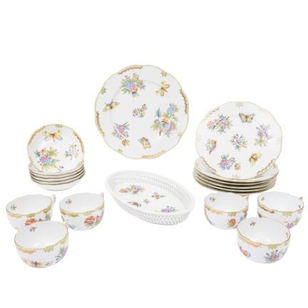 Piezas del servicio de té «Queen Victoria» de HERE
