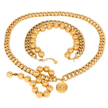 Conjunto CHANEL VINTAGE, 1992 (27). Compuesto por 