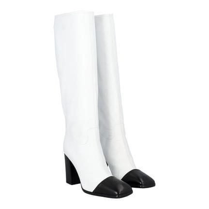 Bottes CHANEL VINTAGE, taille 38,5. Modèle en cuir