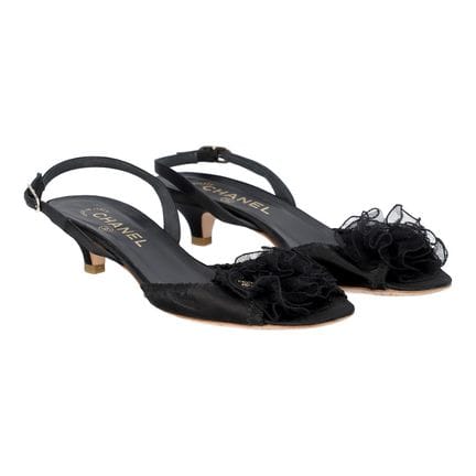 Sandales CHANEL VINTAGE, taille 38,5. Modèle noir 