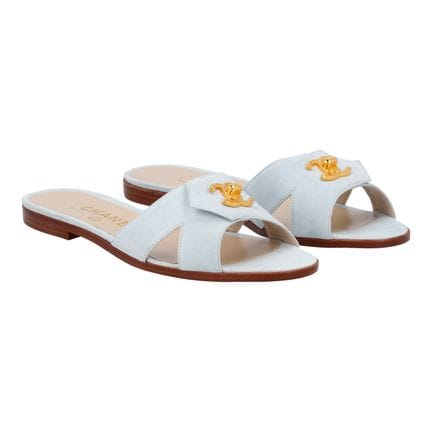 Sandales CHANEL VINTAGE, taille 39. Modèle en daim