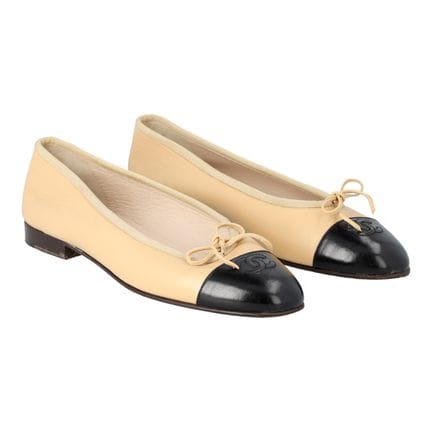 Ballerines CHANEL VINTAGE, taille 38,5.  Modèle en
