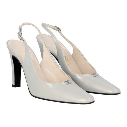 Escarpins CHANEL VINTAGE, taille 38,5. Modèle en c
