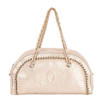 Sac à bandoulière CHANEL, collection 2005/06. Cuir