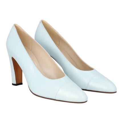 Escarpins CHANEL VINTAGE, taille 38,5. Modèle en c