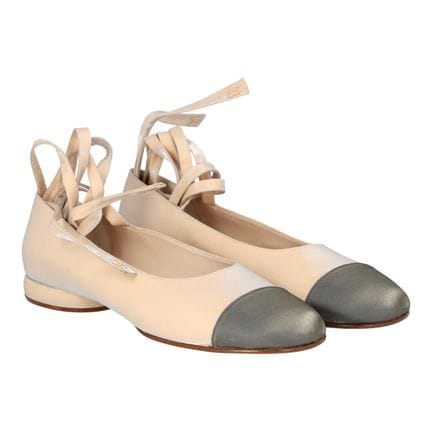 Ballerines CHANEL VINTAGE, taille 39,5. Modèle bic