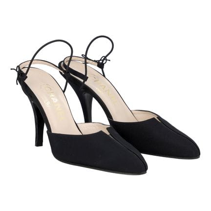 Escarpins CHANEL VINTAGE, taille 39. Modèle noir e