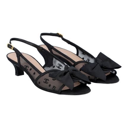 Sandales CHANEL VINTAGE, taille 38,5. Modèle noir 
