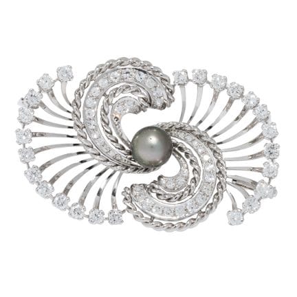 Brosche mit Tahitiperle und Diamanten  im Brillant