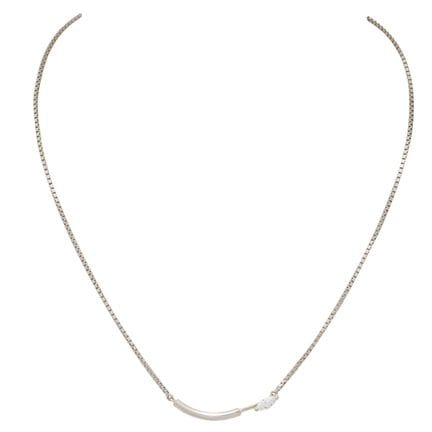 Collana con diamante  a taglio navetta di circa 0,