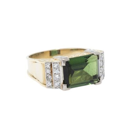 Anello con tormalina di circa 4,5 ct e 16 diamanti