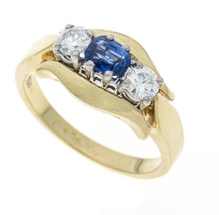 Anillo de zafiro y brillantes GG/WG 750/000 con un