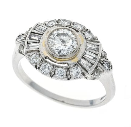 Bague en platine et iridium, sertie d'un brillant 