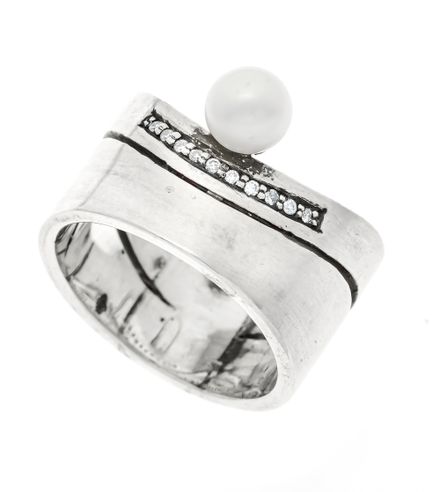 Anillo de Bastian con perlas y brillantes, plata 9