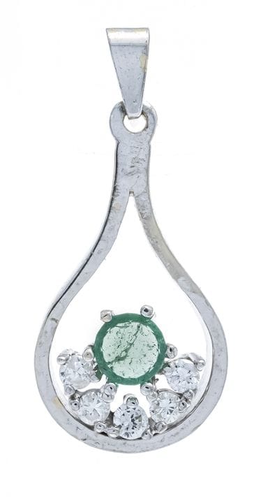 Bague émeraude et diamant ; pendentif émeraude et 