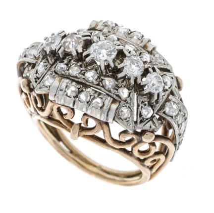 Bague en forme de dôme sertie de diamants à taille