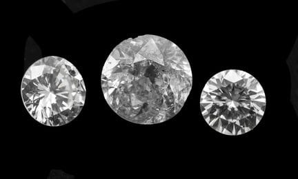 Conjunto de 2 brillantes, 0,49 ct, clasificados co