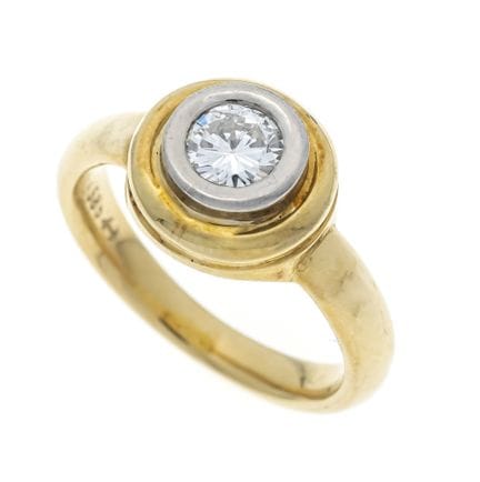 Anillo solitario con diamante brillante GG 585/000