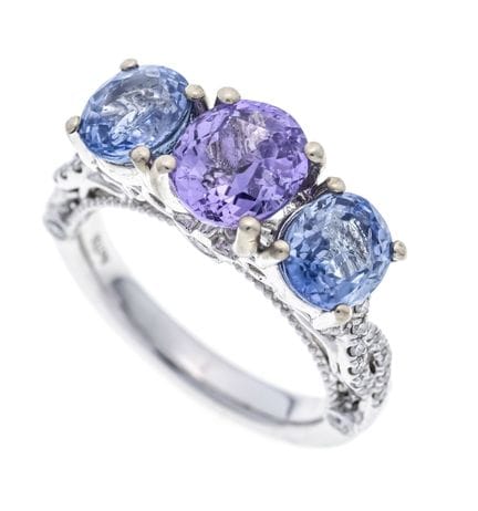 Anillo de zafiro y diamantes WG 750/000 con un zaf