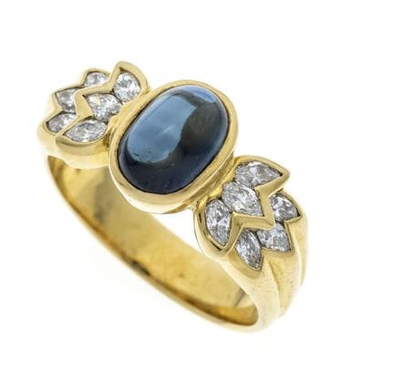 Sapphire and Diamond Ring GG 750/000 featuring an 