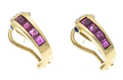 Boucles d'oreilles à clip en rubis GG 750/000 avec