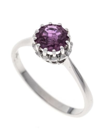 Anillo de zafiro WG 585/000 con un zafiro de talla