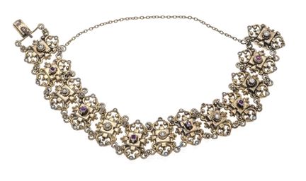 Antique metal link bracelet with 7 seed beads and 