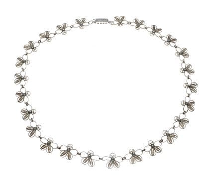 Collar de eslabones de plata, diseño floral, traba