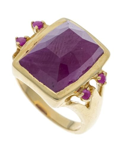 Bague en rubis GG 585/000, sertie d'un rubis à tai