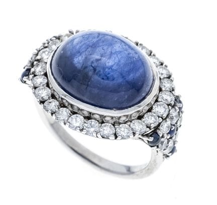 Anillo de zafiro y diamantes WG 750/000 con un gra