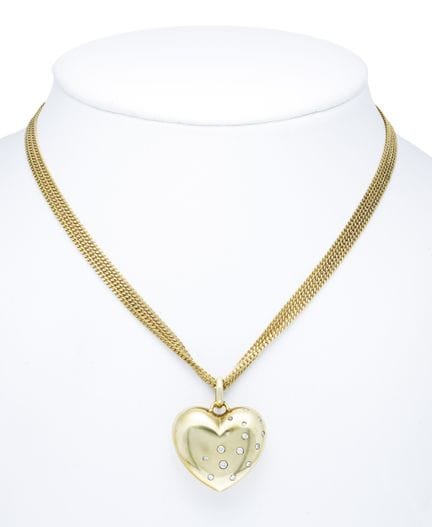 Colgante en forma de corazón con cielo estrellado 