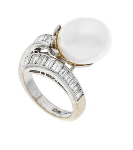 Bague en platine et or blanc 750/000 ornée d'une p