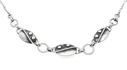 Collar de plata 835/000 con anilla en forma de plu