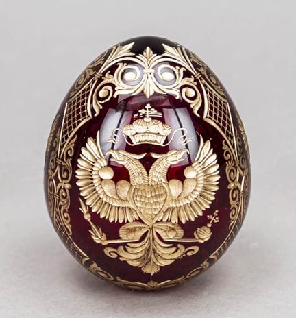 Zierei, Russie, fin du XXe siècle, verre rouge ave