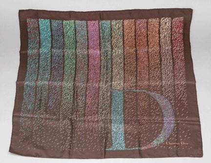 Christian Dior, foulard quadrato in pura seta con 