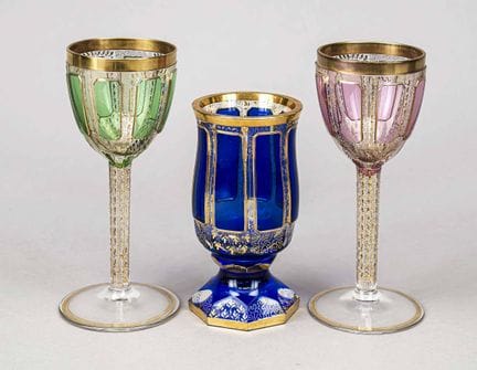 Ensemble de trois pièces, XXe siècle, verre transp
