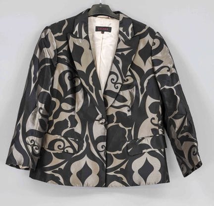 Escada，灰色和黑色装饰图案西装外套，100%真丝，侧面带翻盖口袋，粉色真丝内衬，尺码44，有轻